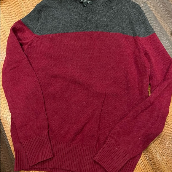 Banana Republic Italian Merino Blend Wool Sweater, medium - Picture 8 of 8